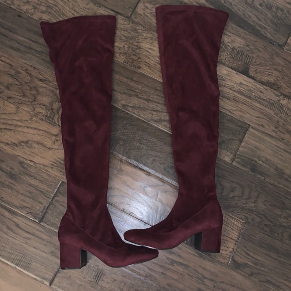 Knee high boots - Picture 2 of 3